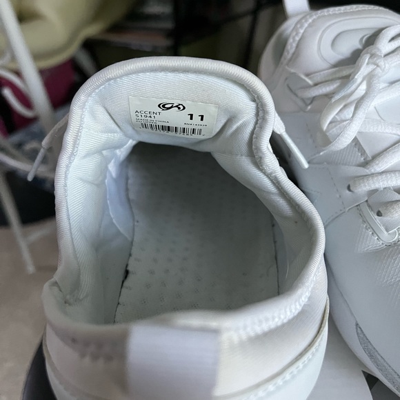GK Elite Cheer Sneakers - Picture 3 of 6